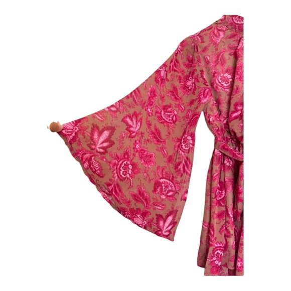 Free People Homemade Imani Floral Bell Sleeve Open Back Romper Dress Pink Medium - Picture 8 of 9